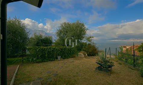 Houses for sale Brenzone sul Garda 